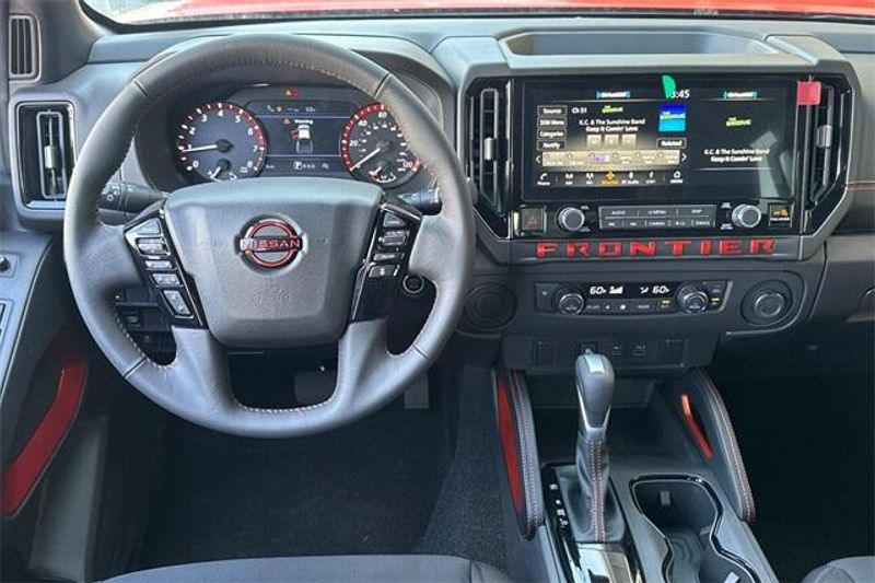 New 2025 Nissan Frontier PRO-XImage 11