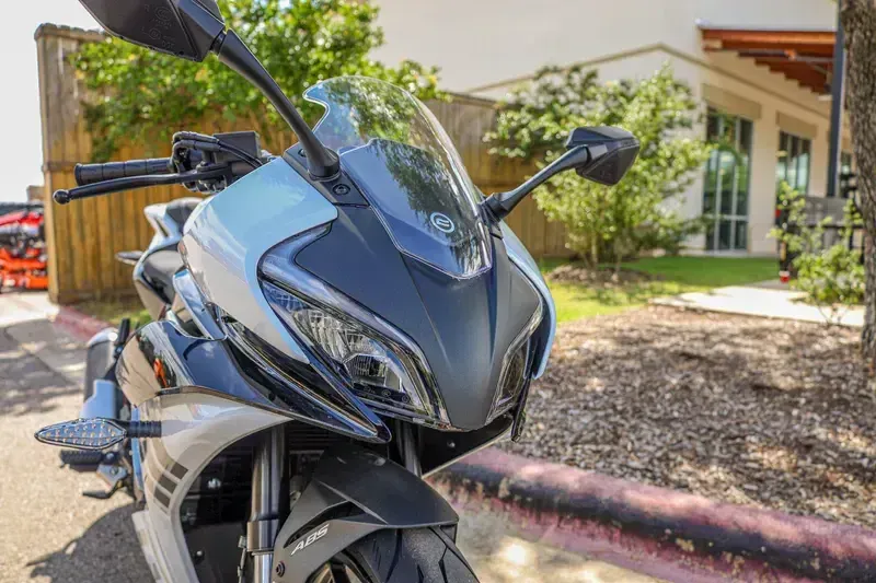 NEW 2026 CFMOTO 300SS Image 6