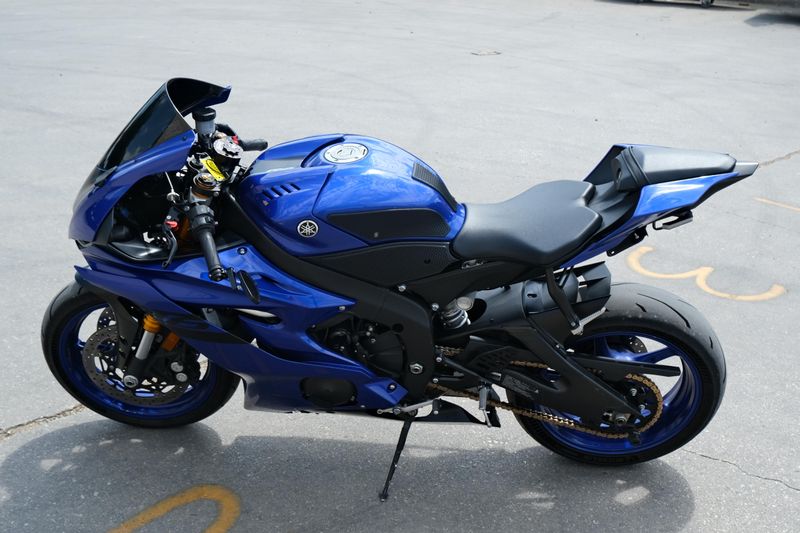 Used 2018 Yamaha YZFR6 BLUE Image 7