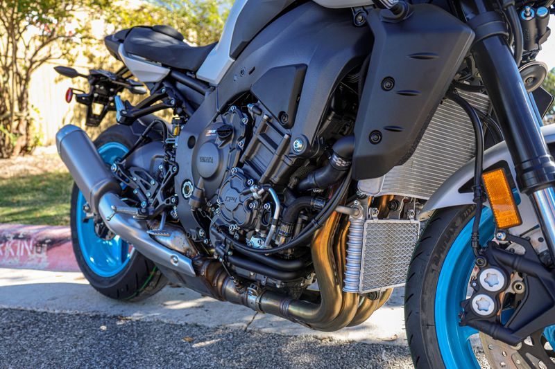 NEW 2025 YAMAHA MT10 Image 21