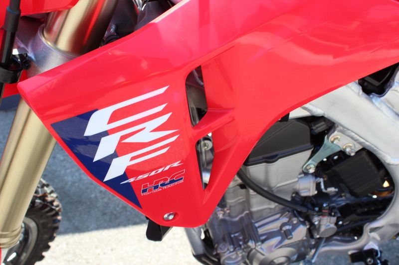 New 2025 Honda CRF450R Image 8