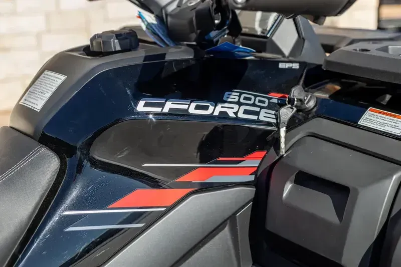 2025 CFMOTO CFORCE 600 NEBULA BLACK Image 6