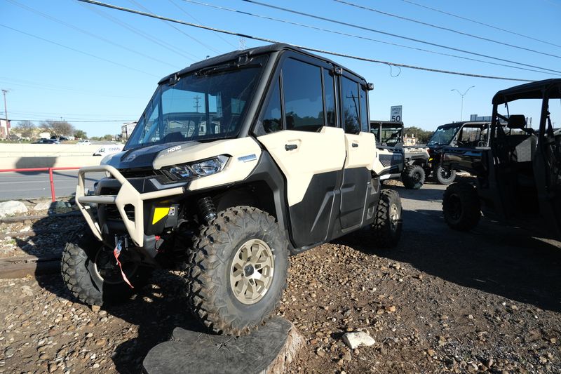 2025 Can-Am DEFENDER MAX LIMITED CAB HD10 DESERT TAN AND STEALTH BLACKImage 2