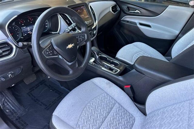 Used 2023 Chevrolet Equinox LTImage 8