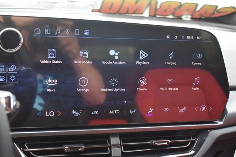 2025 Chevrolet Equinox EV RSImage 28