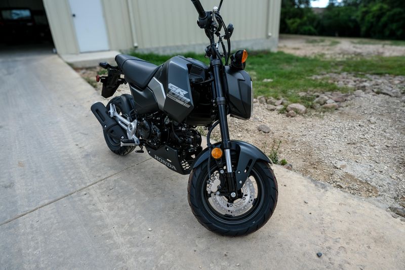 2025 Honda GROM SP MATTE BLACK METALLICImage 6