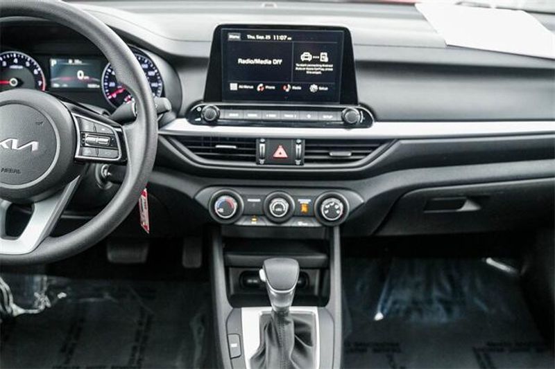 Used 2023 Kia Forte LXSImage 14