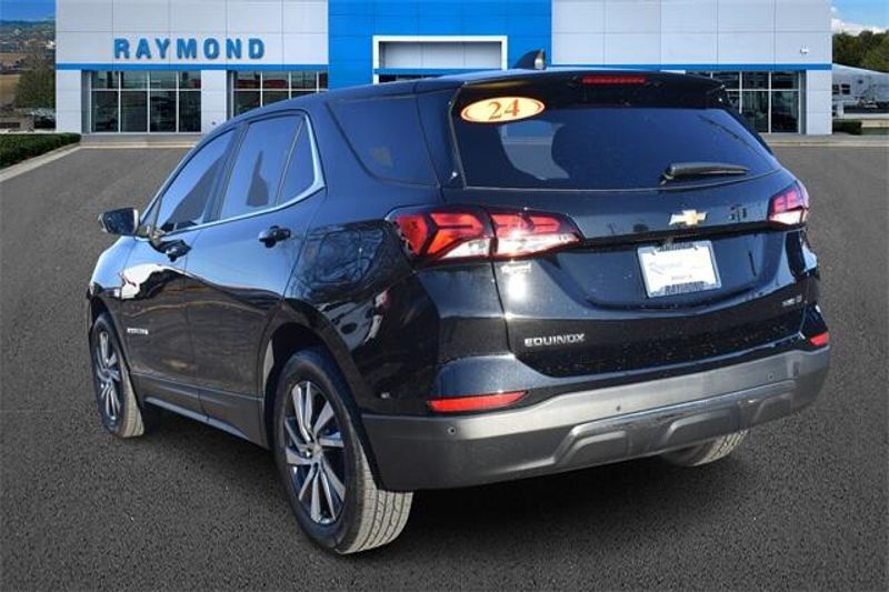 Used 2024 Chevrolet Equinox LTImage 5