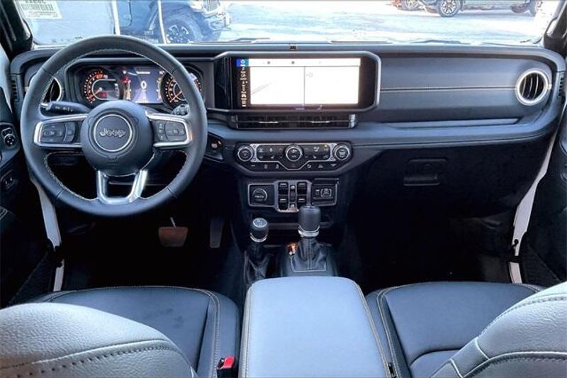 New 2025 Jeep Wrangler 4-door SaharaImage 4