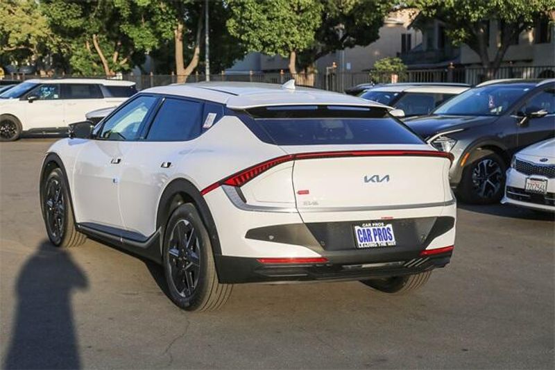 2025 Kia EV6 LightImage 15