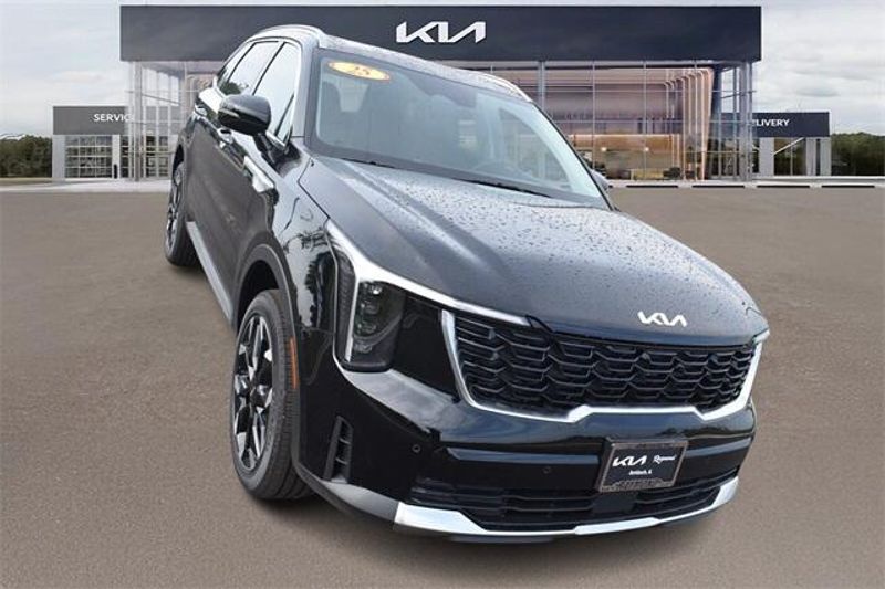 New 2025 Kia Sorento EXImage 9