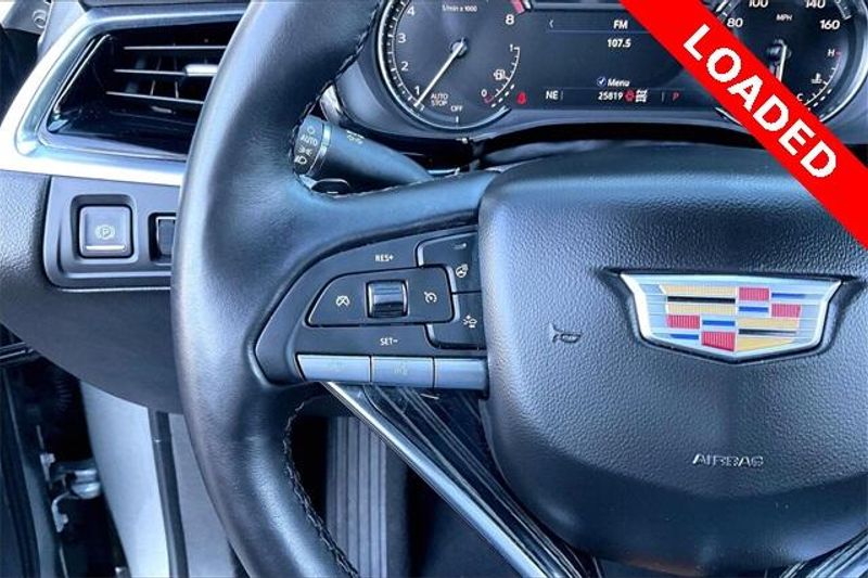 Used 2025 Cadillac XT6 Premium LuxuryImage 18