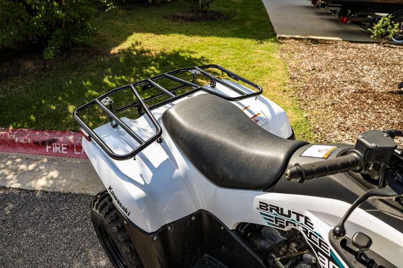 2022 Kawasaki BRUTE FORCE 300 Image 14