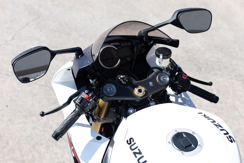 2025 Suzuki GSXR750Image 9