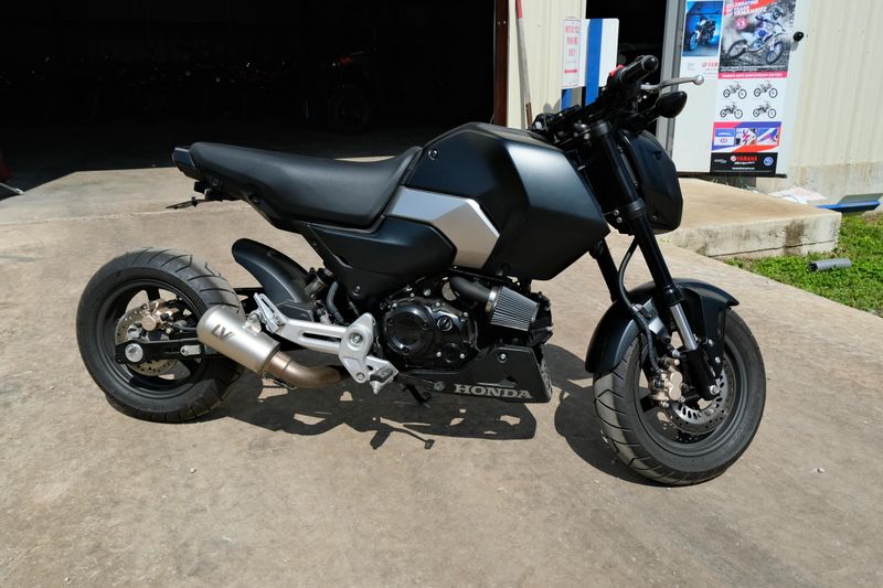 USED 2026 HONDA GROM Image 2