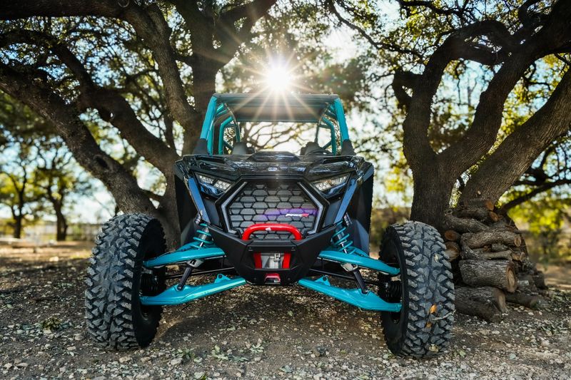 2025 Polaris RZR PRO R 4 ULTIMATE BLACK CRYSTAL AND RADIANT GREENImage 30