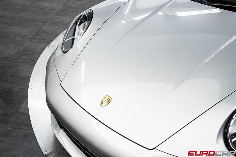 Used 2024 Porsche 911 Carrera 4S *FRONT AXLE LIFT * PREMIUM PACKAGE*Image 9