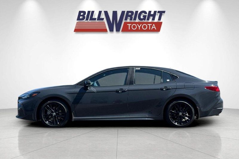 New 2026 Toyota Camry SEImage 6