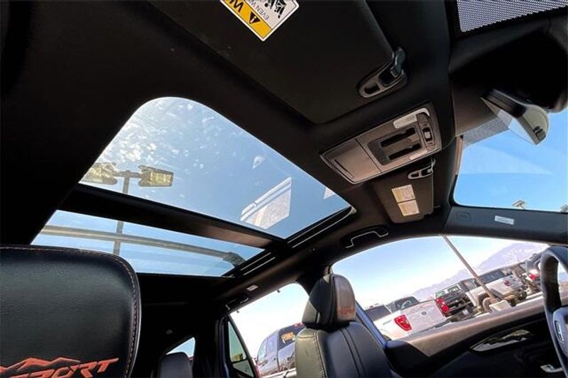 Used 2025 Honda Pilot TrailSportImage 29