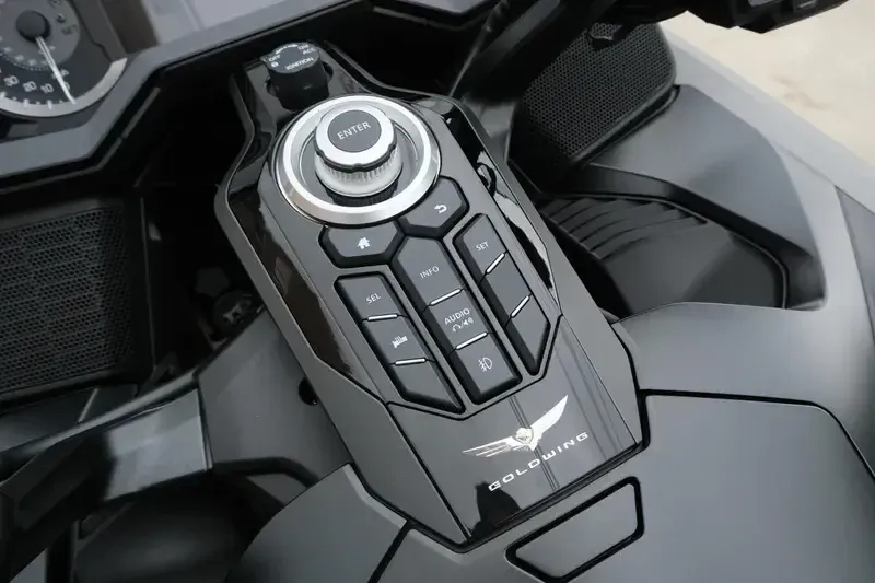 NEW 2026 HONDA GOLDWING Image 19