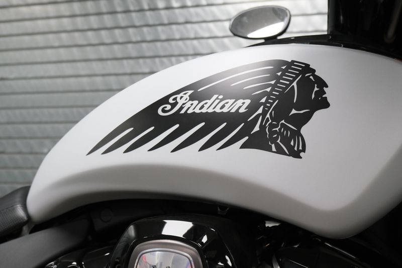 NEW 2025 INDIAN MOTORCYCLE CHIEFTAIN POWERPLUS DARK HORSE Image 15