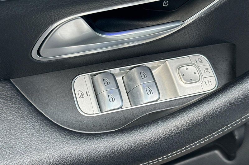 Used 2024 Mercedes-Benz GLE 350Image 12
