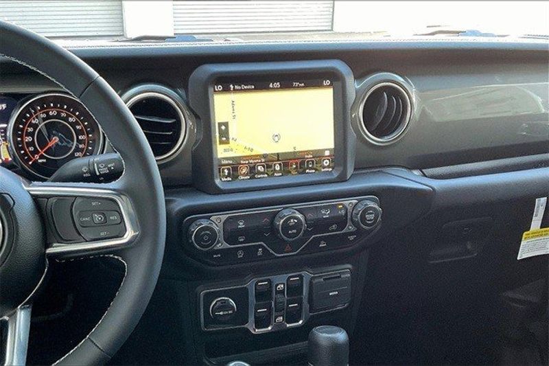 2023 Jeep Gladiator Overland 4x4Image 5