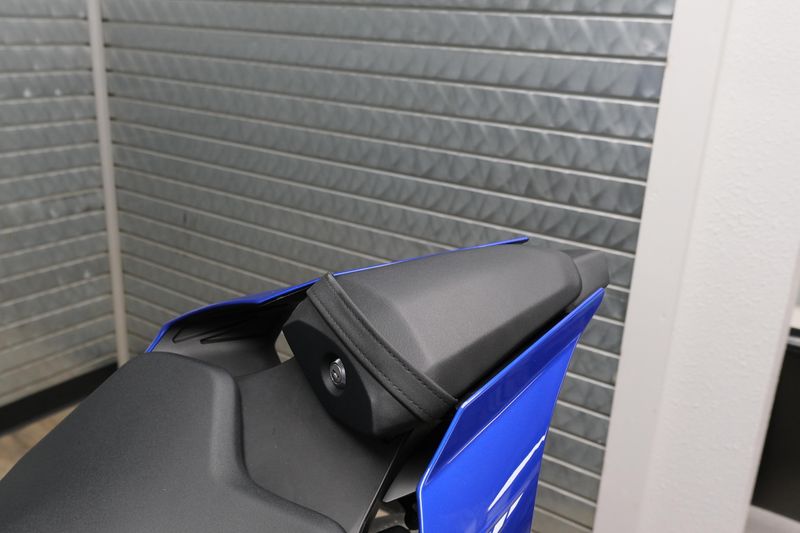 NEW 2026 YAMAHA YZF-R1 Image 18