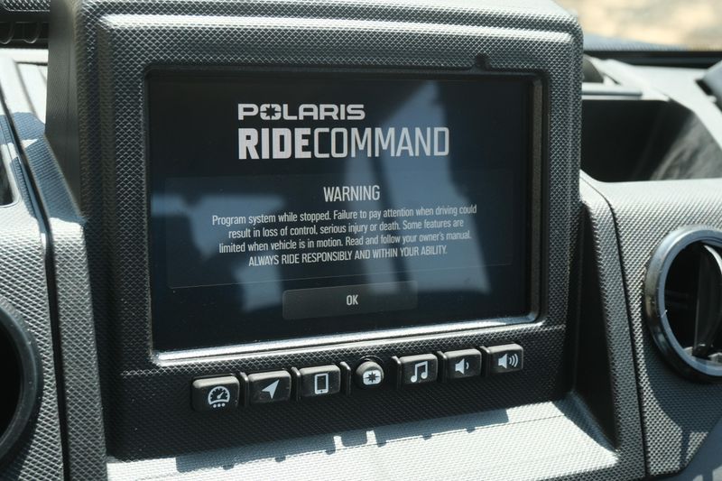 New 2025 Polaris RANGER CREW XP 1000 NORTHSTAR TEXAS EDITION BLACK CRYSTAL Image 20