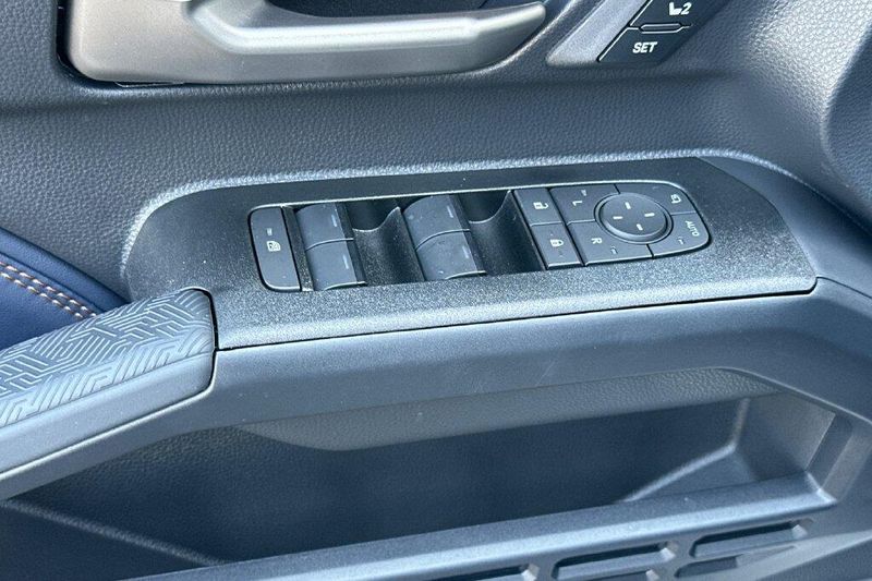 New 2026 Toyota 4Runner i-FORCE MAX Hybrid PlatinumImage 10