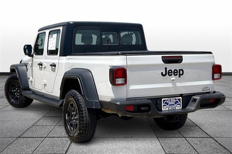 2022 Jeep Gladiator SportImage 12