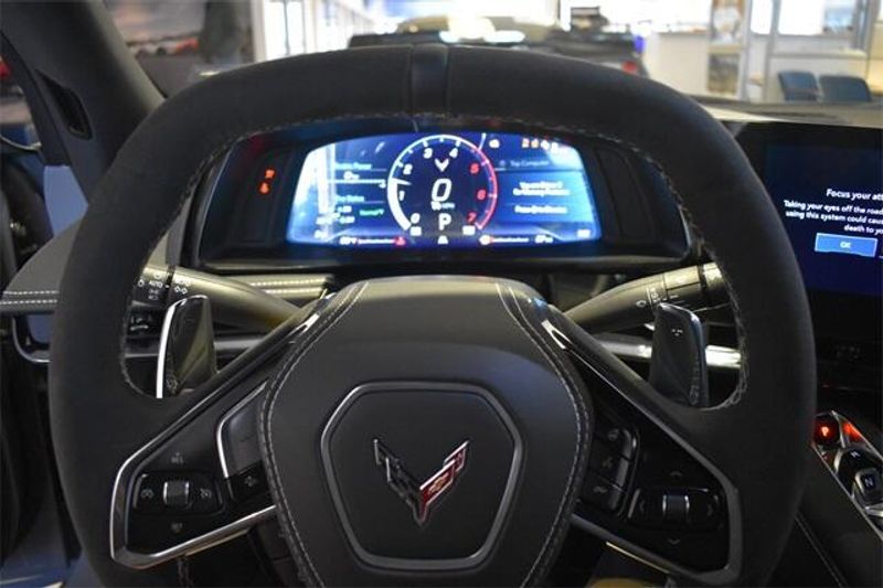 2025 Chevrolet Corvette E-RayImage 23