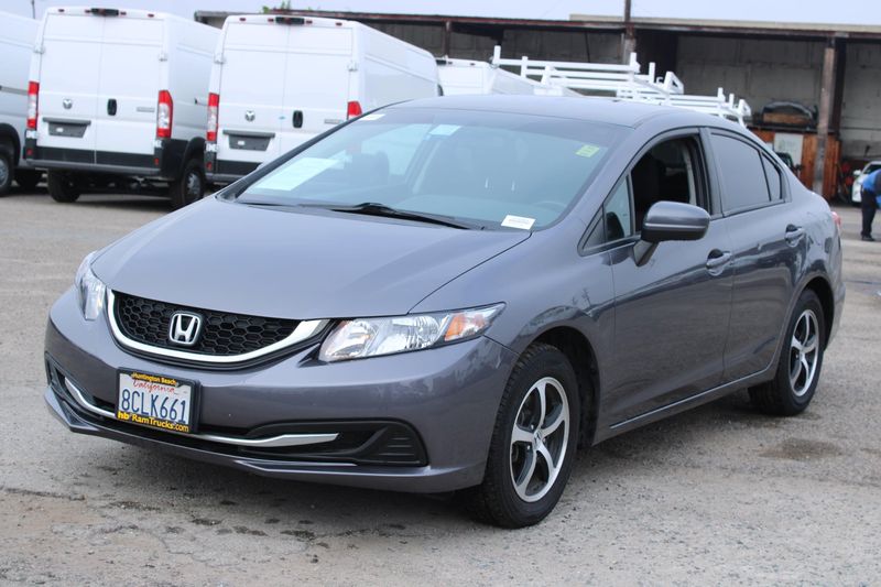 2015 Honda Civic SEImage 9