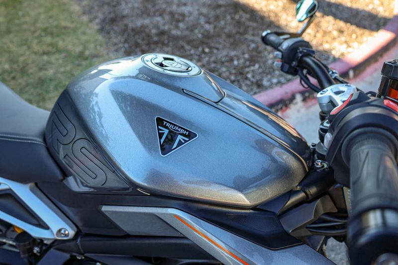 USED 2024 TRIUMPH STREET TRIPLE 765 RS Image 12