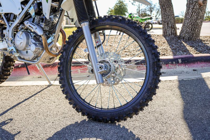 NEW 2026 KAWASAKI KLX230R S Image 18