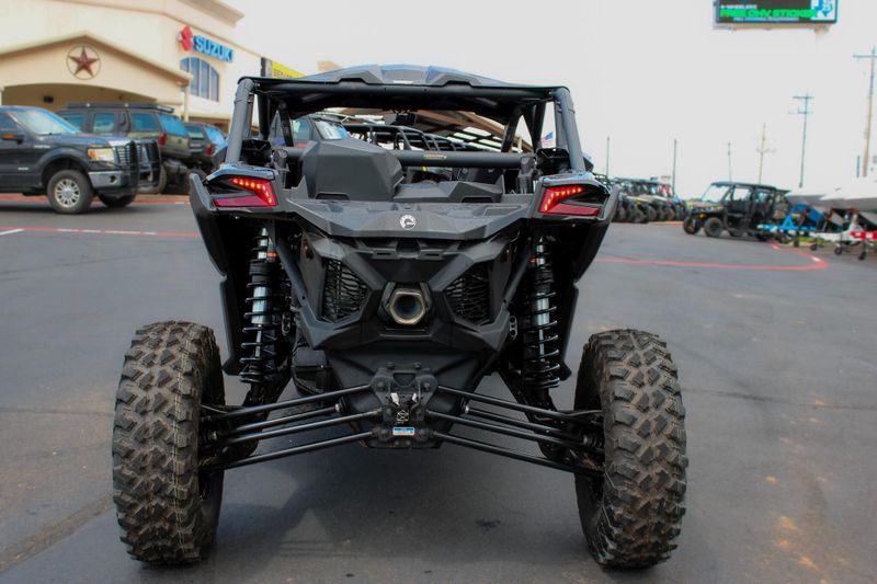 2025 Can-Am MAVERICK X3 MAX X RS TURBO RR WITH SMARTSHOX TRIPLE BLACK Image 29