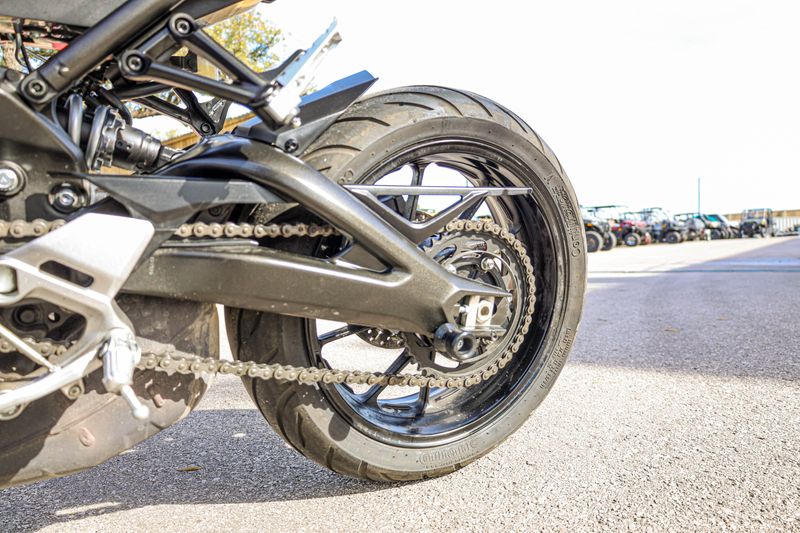 USED 2018 YAMAHA XSR900 Image 6