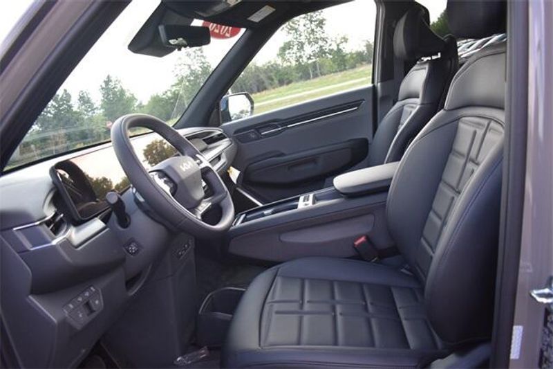 New 2026 Kia EV9 LandImage 26