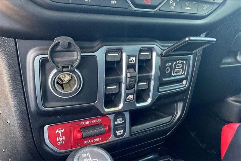 2020 Jeep Gladiator RubiconImage 32