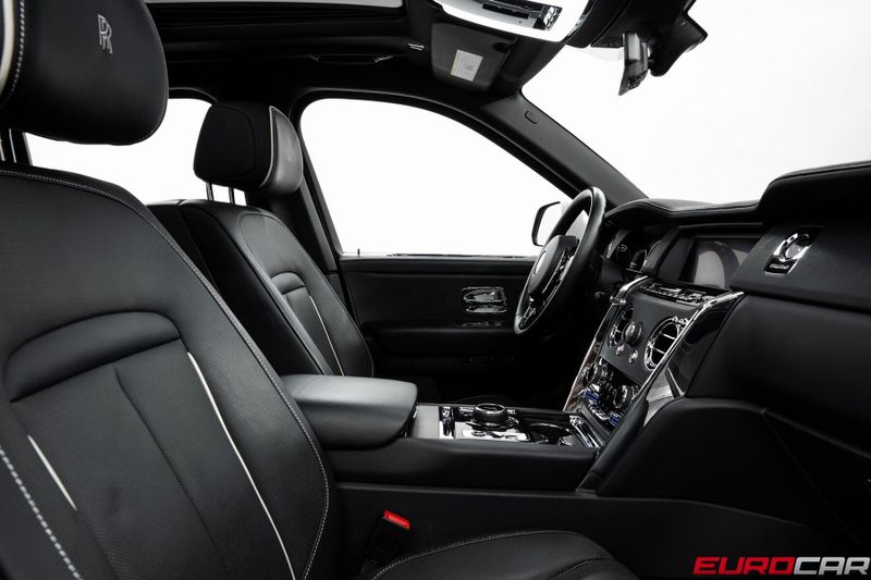 2020 Rolls-Royce Cullinan *PANORAMIC SUNROOF * IMMACULATE CONDITION*Image 32