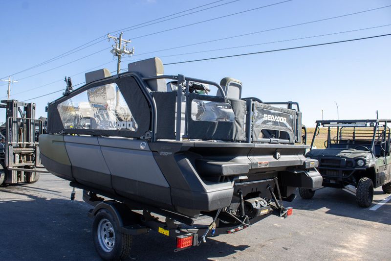 NEW 2026 SEADOO SWITCH FISH COMPACT 170HP WITH PAINTED TRAILER Image 8