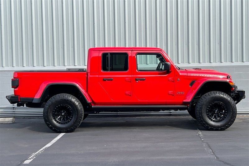 New 2024 Jeep Gladiator Fresno CDJR, CA 93710