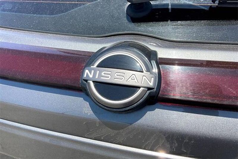 Used 2024 Nissan Kicks SImage 31