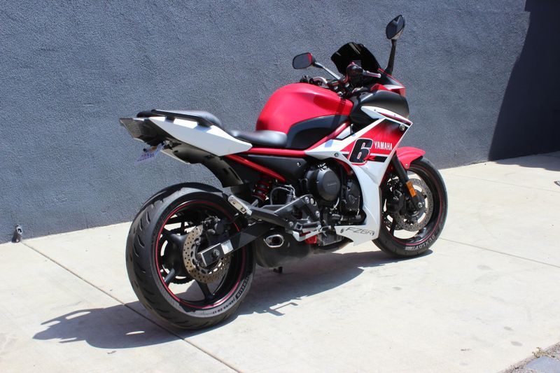 Used 2014 Yamaha FZ 6 R Image 3