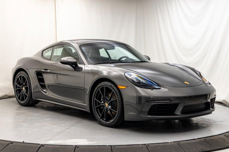 2024 Porsche 718 Cayman Image 7