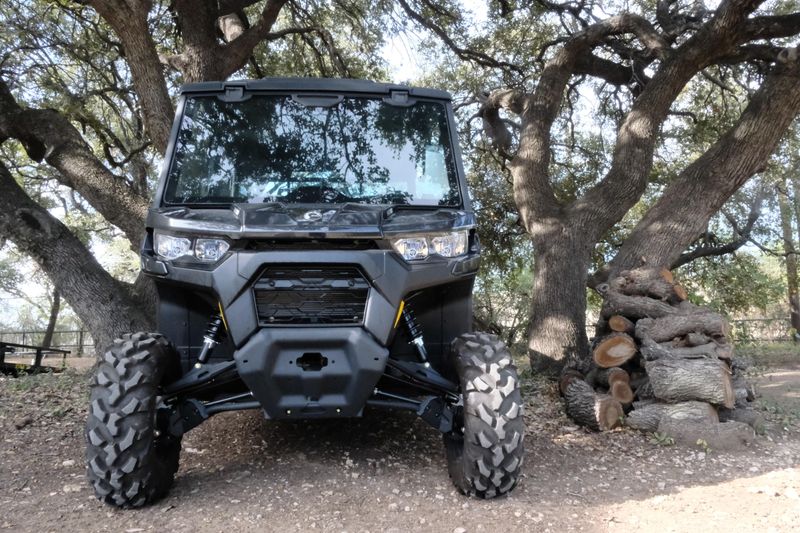 2025 Can-Am DEFENDER MAX DPS HD10 STEALTH BLACKImage 26