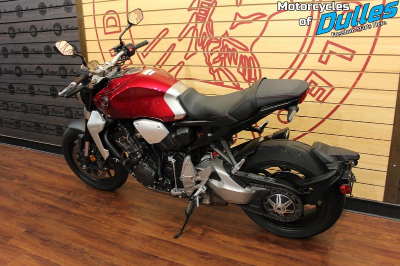 2019 Honda CB1000R Image 6