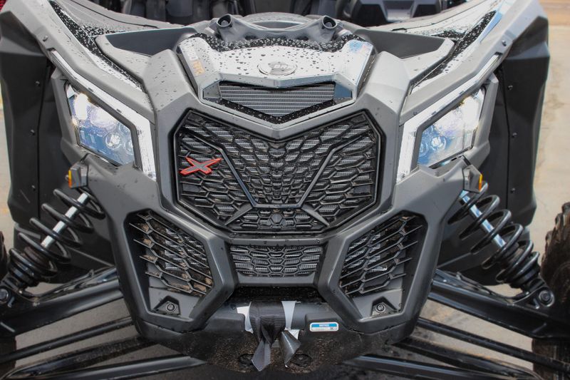 2025 Can-Am MAVERICK X3 MAX X RS TURBO RR WITH SMARTSHOX TRIPLE BLACK Image 7