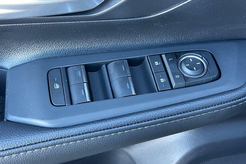 New 2026 Toyota Grand Highlander XLEImage 11