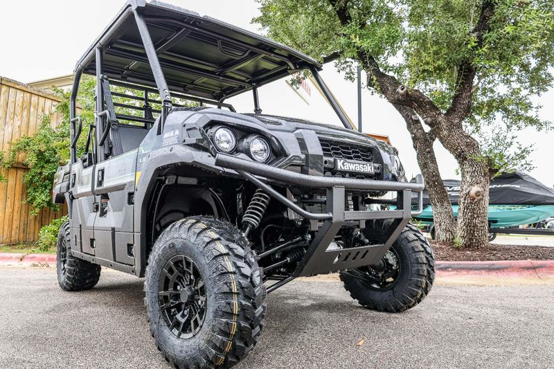 2026 Kawasaki MULE PROFXT 1000 LE METALLIC ONYX BLACK Image 2